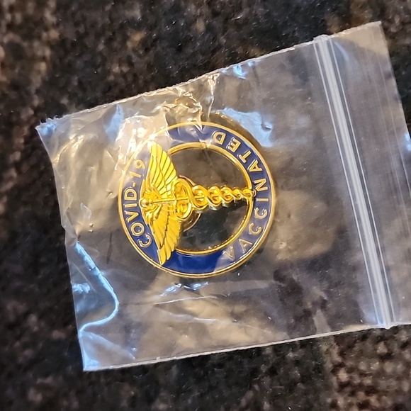 Pin - Picture 3 of 3